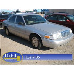 2003 FORD CROWN VIC