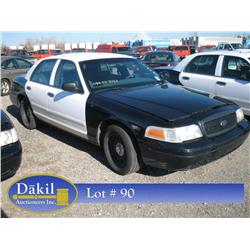 2002 FORD CROWN VIC POLICE B&W,