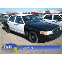 2002 FORD CROWN VIC POLICE B&W,
