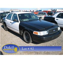 2002 FORD CROWN VIC POLICE B&W,