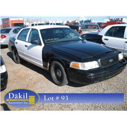2002 FORD CROWN VIC POLICE B&W,