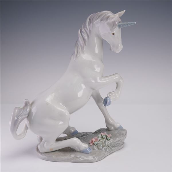 Lladro Porcelain Figurine, Magical Unicorn 1007697