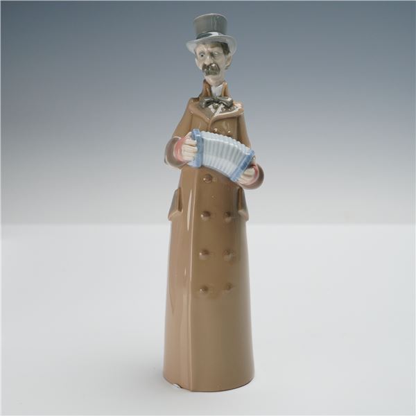 Lladro Porcelain Bell, Musician with Accordion 01008171