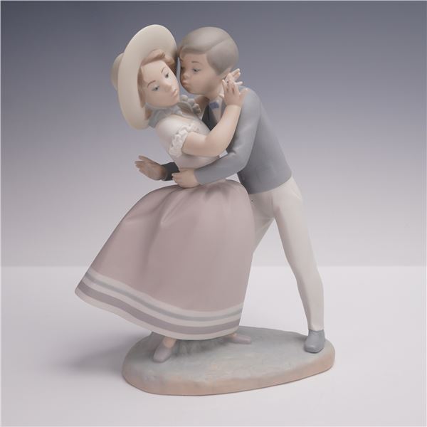Lladro Porcelain Figurine, Waltz Time 1014856