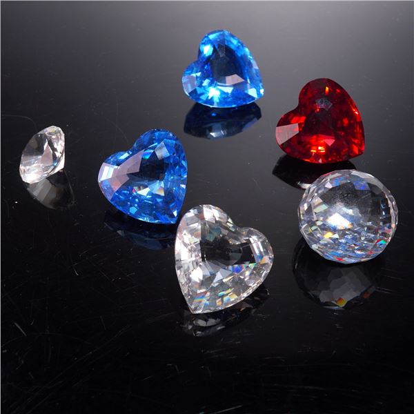 6pc Swarovski Crystal Figurines, Display Pieces Including Hearts