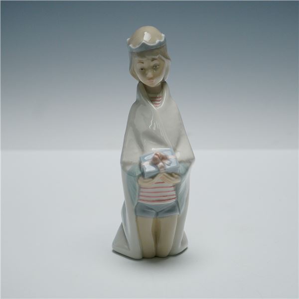 Lladro Porcelain Figurine, King Melchior 1004673