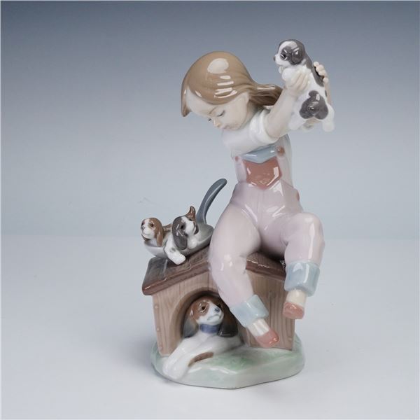 Lladro Porcelain Figurine, Pick of Litter 1007621