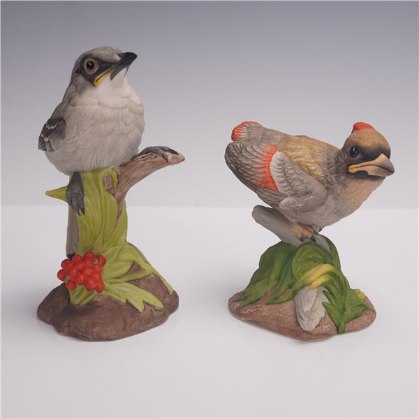 2pc Boehm Porcelain Figurines, Baby Mockingbird and Baby Cardinal