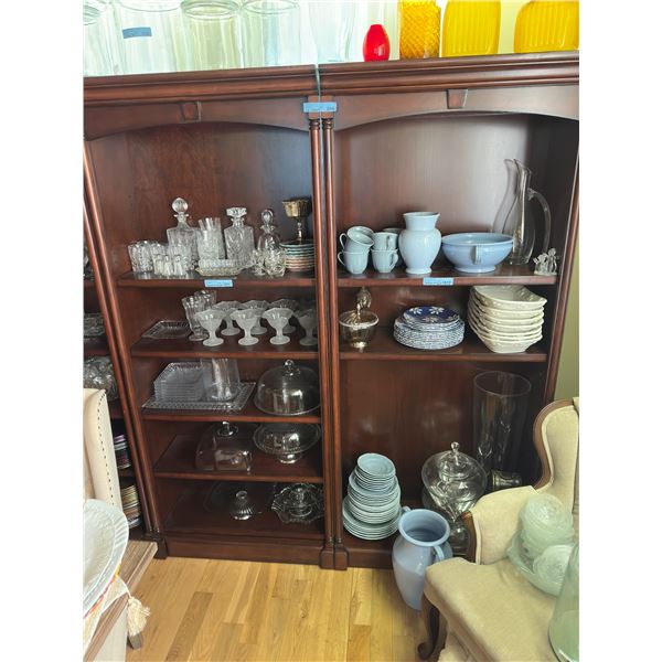 Pair of Wood Display Cabinet/Book Shelves w Adjustable Shelves