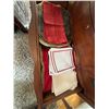 Image 4 : Assorted Sets of Table Place Mats, Linens, Plate Separators and Tablecloths