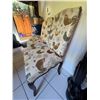 Image 2 : 4 Dining Room Table Chairs with Rooster/Chicken/Farm Embroidered Upholstery