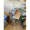 Image 2 : Benchtop Sanding Machine on Stand: 6" Belt and 4.5" Wheel