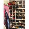 Image 2 : 3 Piece Shoe Storage Rack with 40 Pairs of Women's Shoes