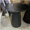 Image 2 : Small Round Table 35x29" and Accent Table 18x23"