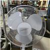 Image 2 : 3x Floor Standing Oscillating Fans Hampton Bay
