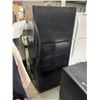 Image 2 : Frigidaire Black Refrigerator 30x32x69"