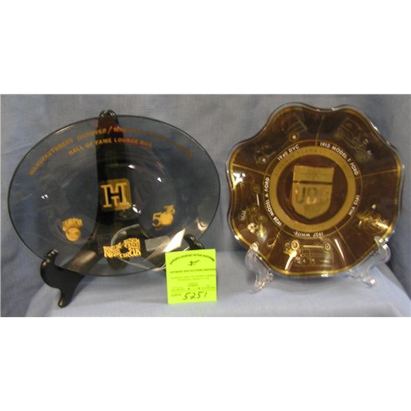 Vintage dishes inc. Madison Sq. Garden and UPS