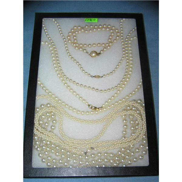 Collection of quality costume jewelry necklaces