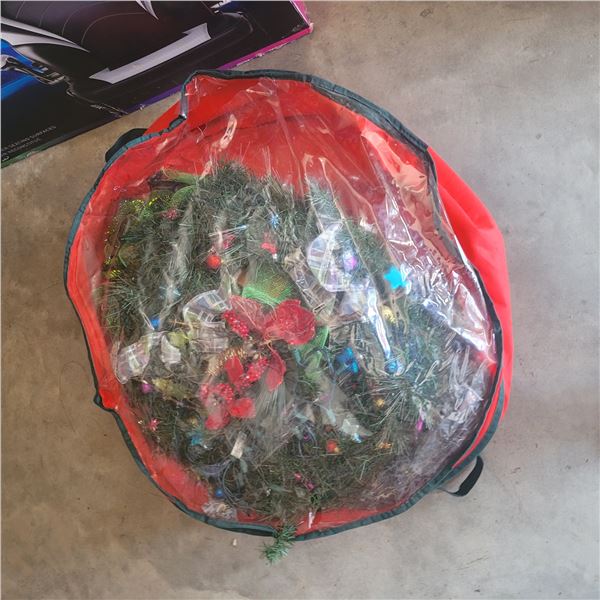 2 Christmas Wreaths in Wreath Storage Bag