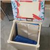 Image 2 : Vintage Storage Stool