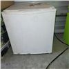 Image 1 : Small Bar Fridge