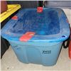 Image 1 : Blue Tote w/ Contents - Xmas Items Wiinie The Pooh Plate, Keyboard ++