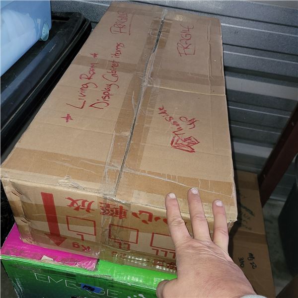 Box w/ Contents - Collectibles, Gun Lighters, Die Cast Cars,