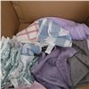 Image 5 : Box w/ Contents - Bath Towels, Tea Towels, Dish Cloths (all seem clean)