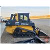 Image 5 : SKID STEER : John Deere 323E : Rubber Track : Diesel : Bucket