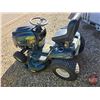 Image 8 : Ride On Lawnmower : Yardworks Series 195 : Shift on the Go (42" Cut)  (Note: This item located : 220
