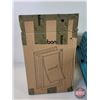Image 2 : Pet Taxi Carrier & Pet Door (Door For Pets Up To 12 lbs) (Pet Taxi Measures : 12"H x 14"W x 23"D)  (