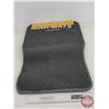 Image 2 : Universal Car Floor Matts (4pcs Set)  (Note: This item located : 2209 - 23 Street Wainwright, AB : S