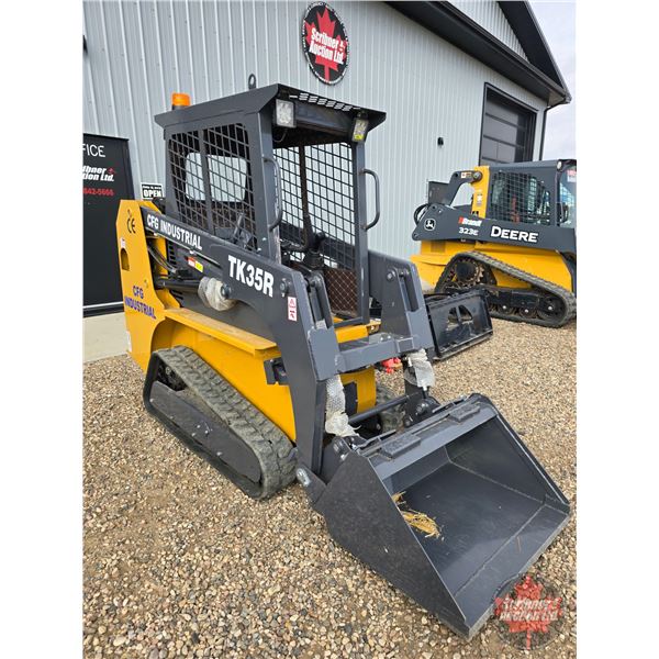 MINI SKID STEER : CFG Industrial TK35R : Rubber Track : Gas : Bucket