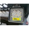 Image 26 : MINI SKID STEER : CFG Industrial TK35R : Rubber Track : Gas : Bucket