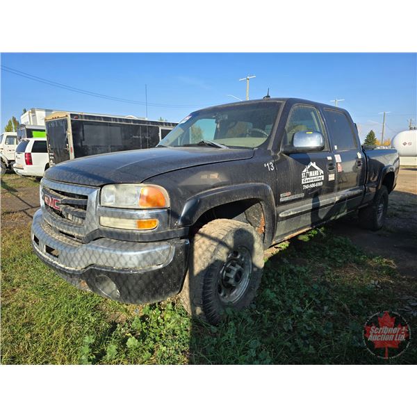 TRUCK:  2003 GMC Sierra Silverado 2500HD : 4x4