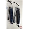 Image 2 : Grease Guns (6) : - (4) Manual - (2) Air
