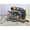 Image 1 : DEWALT 12" Compound Sliding Mitre Saw (17"H x 25"W x 24"D)