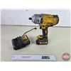 Image 1 : DEWALT 1/2" Drive Impact Gun w/Battery & Charger