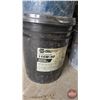 Image 8 : Variety 5-Gallon Pails Engine Oil & Hydraulic Oil (4 Full & 6 Partial) + 1 Gal Empty Oil Jug