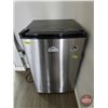 Image 2 : Igloo Mini Fridge : Model FR465I-B : 110W