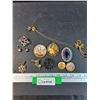 Image 1 : Lot of Brooches & Vintage Clip-On Earrings