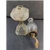 Image 2 : Vintage Oil Lamp - 19" High - PICK UP