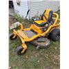 Image 5 : Ultima "Cub Cadet" ZT1 50" Riding Mower - Tested