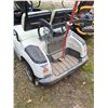 Image 7 : Yamaha Gas-Powered Golf Cart - Tested