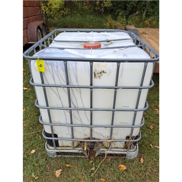 Caged Water Tank - Crack on Top - 40x48x41"