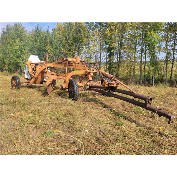 Adams 125 wheel grader, approx. 12 ft molboard, Wisconsin AEN motor, SN.1820