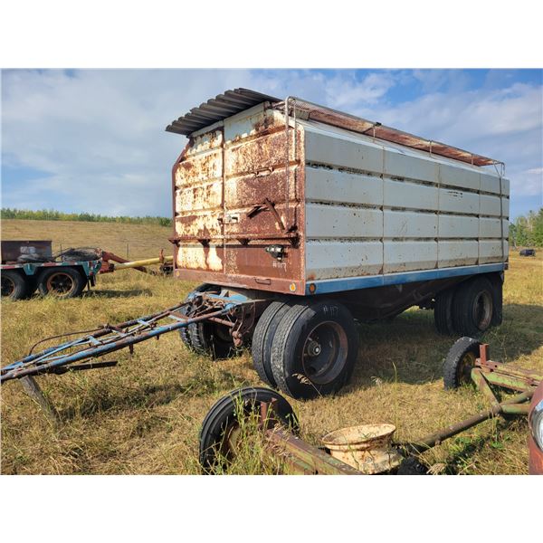 Approx. 1979 Doepker 16 ft grain pup trailer, no tarp, 11x24.5 rubber, SN. PT22179