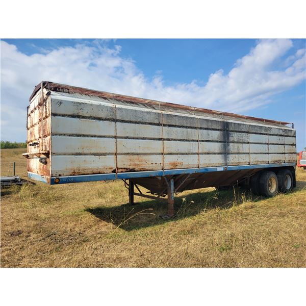 Approx. 1979 Doepker, 32 ft lead grain trailer c/w steel lids, 11x22.5 rubber SN. GR22079