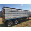 Image 9 : Approx. 1979 Doepker, 32 ft lead grain trailer c/w steel lids, 11x22.5 rubber SN. GR22079