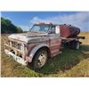 Image 1 : 1967 GMC 950, single axle, 6 cyl. Engine, 4 spd trans, PTO, c/w flat deck, 700-gal 2-comp. water tan